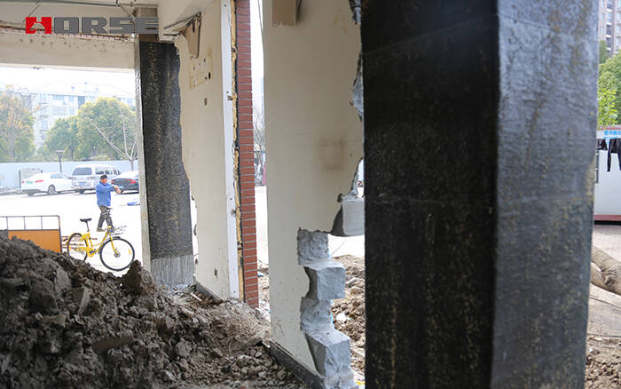 COLUMN STRENGTHENING BY FRP WRAP COLUMN STRENGTHENING BY FRP WRAP