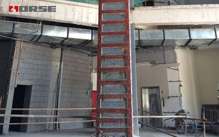 tấm thép liên kết cột với chất dính đục