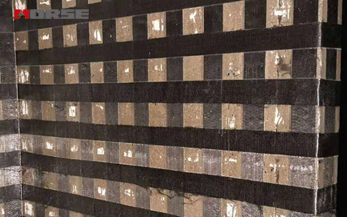 Gia cố tường chịu lực bằng vải sợi carbon