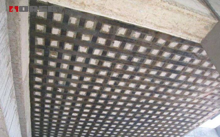 được gia cố bằng vải sợi carbon