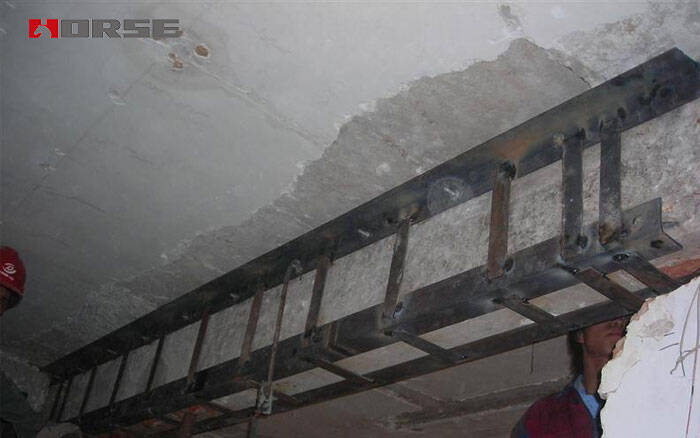 Gia cố dầm bê tông bằng tấm thép