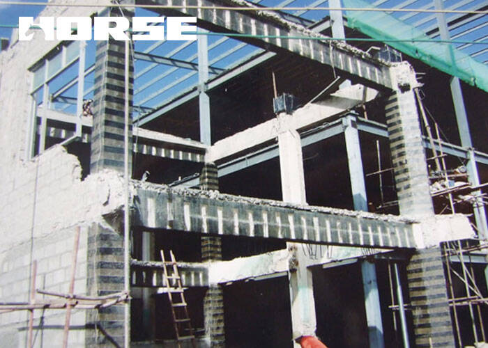 Strengthening a reinforced concrete column with carbon fiber CFRP Strengthening a reinforced concrete column with carbon fiber CFRP