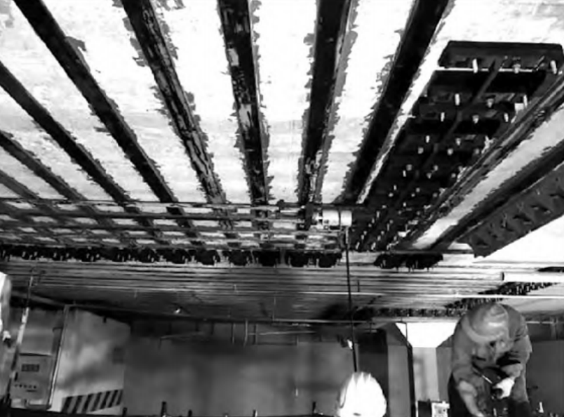 tấm gia cố sợi carbon ứng suất trước