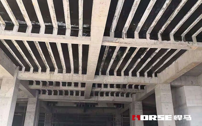 CFRP Reinforced Concrete Structures CFRP Reinforced Concrete Structures