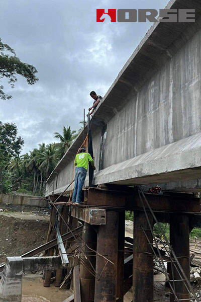 HM-30 CFRP trên các mối nối của dầm tại cầu Mati-Maragusan
