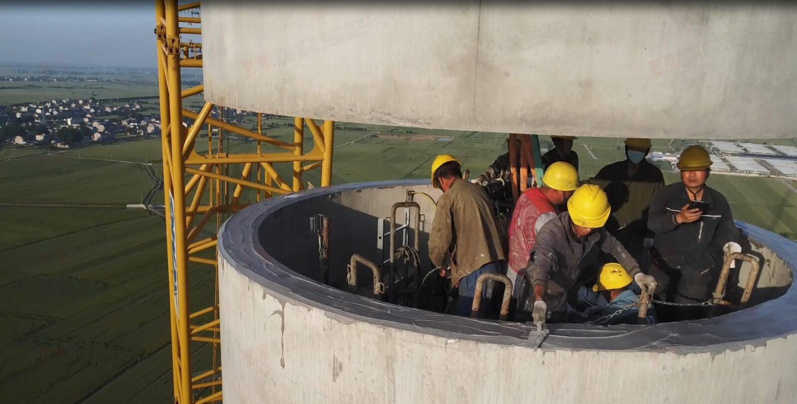 áp dụng keo dán phân đoạn HM-120SC