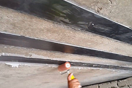 áp dụng tấm sợi carbon trên bê tông