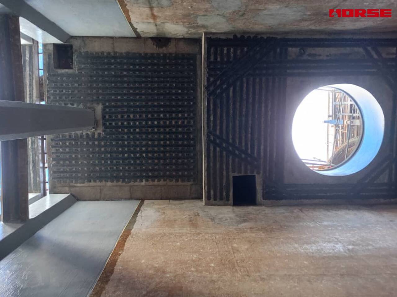 Sợi carbon cho cải tạo kết cấu hạ tầng biển | Gia cố trạm bơm nước biển cho tổ hợp dầu khí ngoài khơi