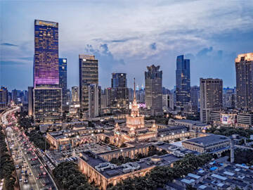 Trung tâm triển lãm Thượng Hải được gia cố bằng sợi carbon