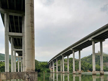 Xây dựng và ứng dụng cầu cốt sợi carbon ứng suất trước