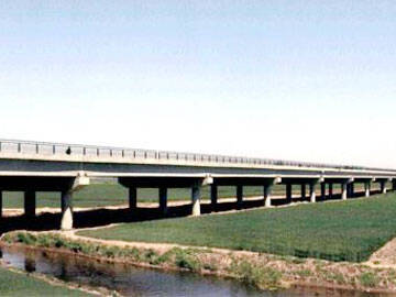 Ứng dụng công nghệ tấm sợi carbon gia cường kết cấu bê tông