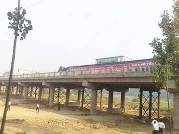 Gia cố cầu giao thông lớn