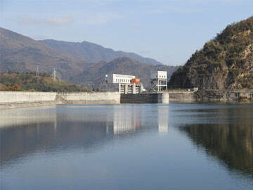 Bình chứa được gia cố và sửa chữa bằng sợi carbon