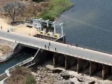 Ứng dụng tấm sợi carbon để gia cố kết cấu bê tông dầm cầu trục nhà máy thủy điện