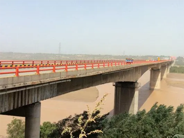 Các vết nứt kết cấu cầu - Gia cố kết cấu sợi carbon