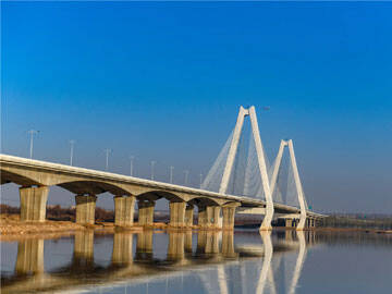 Gia cố lưới sợi carbon trong dự án bảo trì dầm chữ T của cầu đường bộ