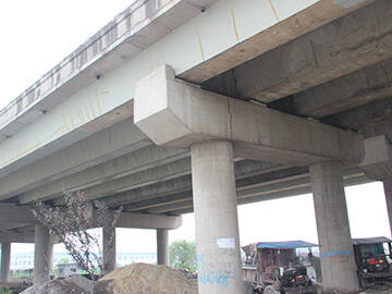 Gia cố bằng tấm cacbon ứng suất trước để giải quyết vấn đề chịu lực của kết cấu cầu do nứt