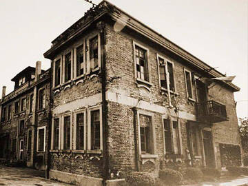 Sợi Carbon CFRP và Epoxy Neo Nguyên Chất Dùng Cho Nhà Máy Cải Tạo Thành Tòa Nhà Văn Phòng